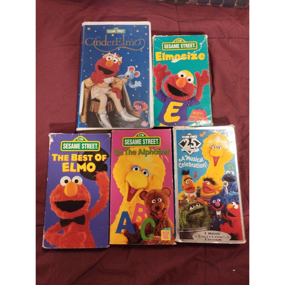 Sesame Street VHS Lot of 5 - Jim Henson - See Description